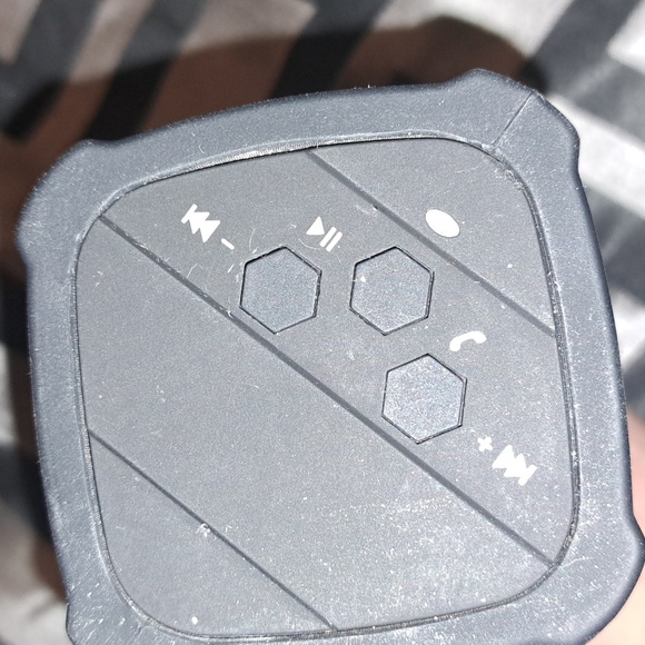 Biconic Bluetooth Speaker Biconic Bluetooth Speaker - Picture 4 of 4